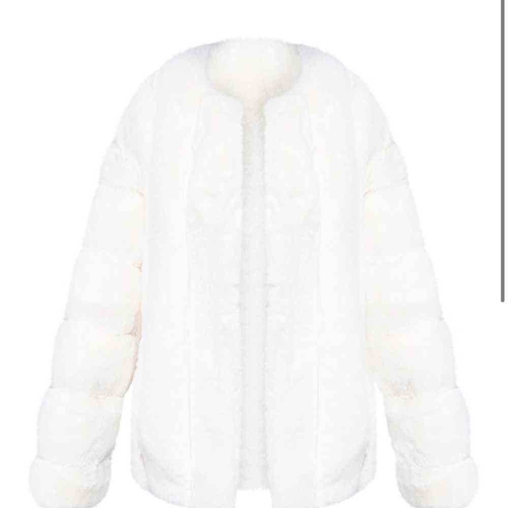 Pretty Little Thing Cream Premium Faux Fur Vertical Bubble Coat